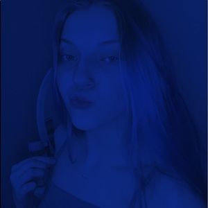 Meet your Posher, Maddy